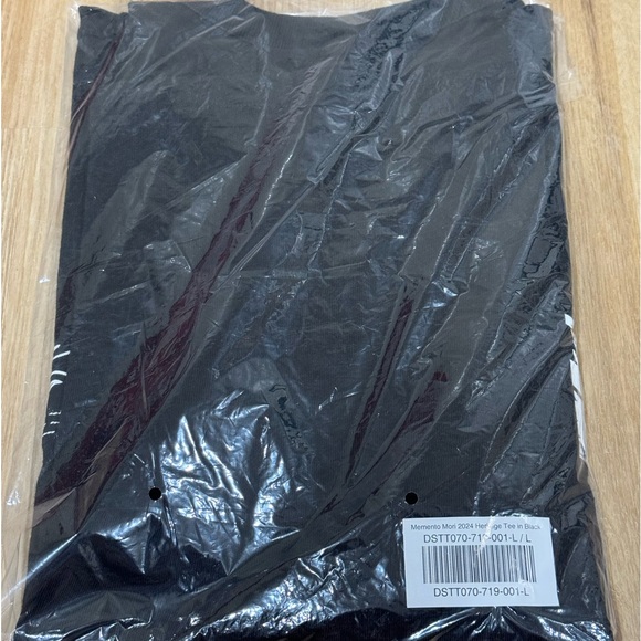 MEMENTO MORI 2024 "HERITAGE" TEE IN BLACK - Picture 5 of 8